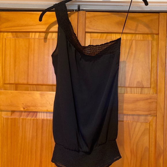 Guess One Shoulder Sleeveless Black Blouse Top Size Small - Picture 3 of 10